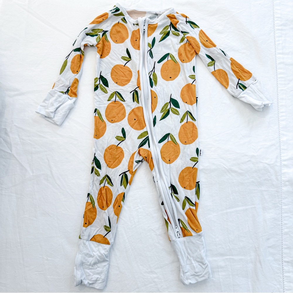 Oranges Little Sleepies zippy